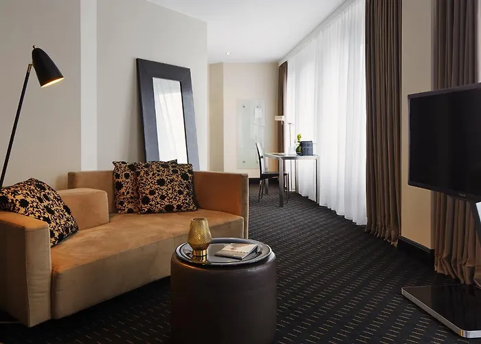 Boston Hh Hotel