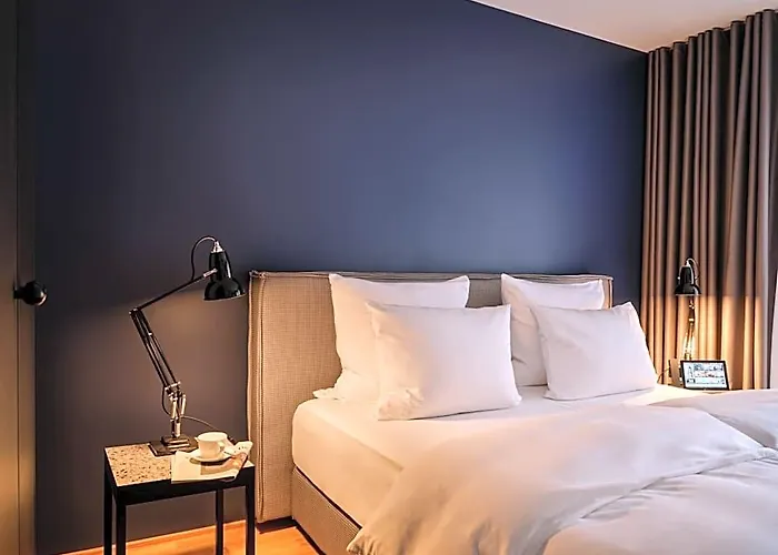 Boston Hh Hotel